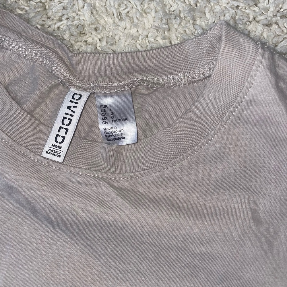 H&M basic over sized tee - Picture 2 of 2